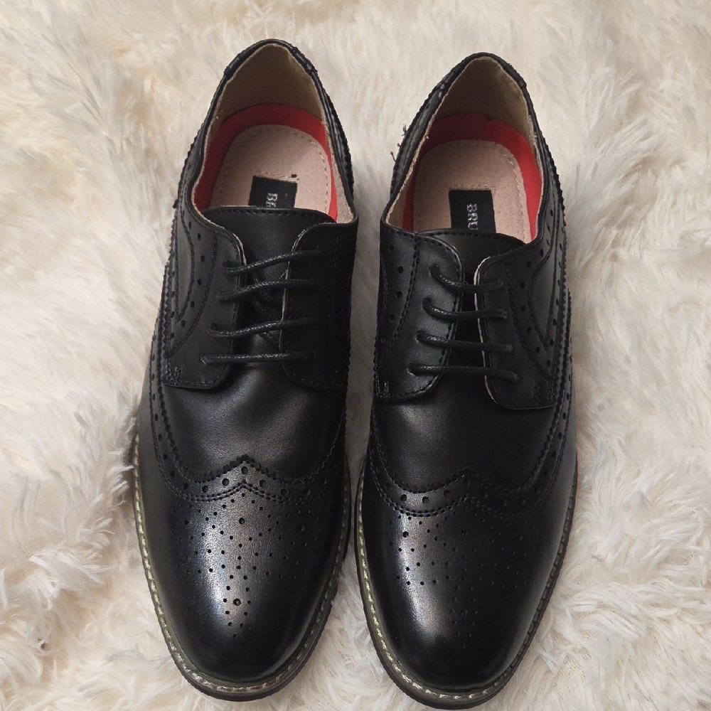 Rogue Black Leather Men's Oxfords